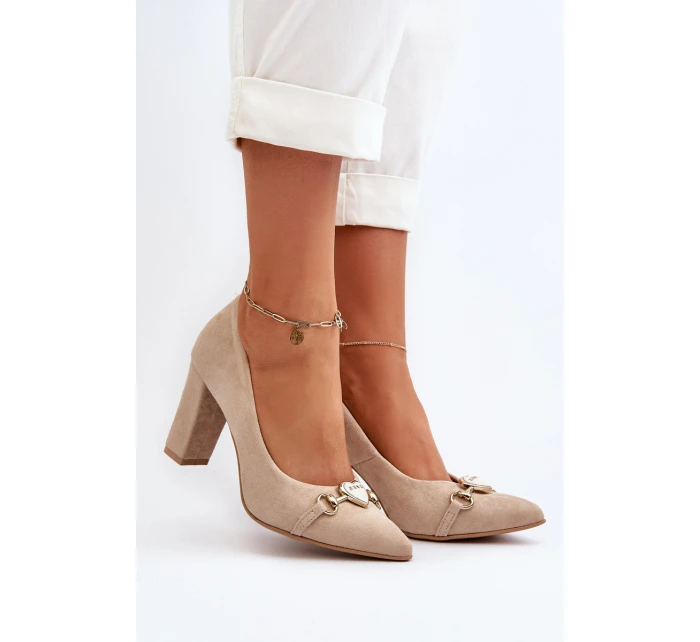 model 21652560 Velurové lodičky na podpatku se srdcem cappuccino - Zazoo