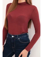 Dámsky kašmírový sveter s rolákom a dlhými rukávmi bordovej farby
