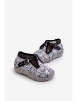 Pohodlné dětské pantofle  Šedé model 21662294 - Befado