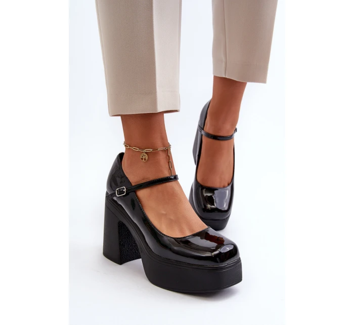 Półbuty Damskie Lakierowane Na Platformie I Słupku Big Star NN274004 Czarne Półbuty Damskie Lakierowane Na Platformie I Słupku Big Star NN274004 Czarne