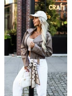 626-3 Štýlový racerback z mäkkej ekokože s opaskom a asymetrickým zipsom - cappuccino 626-3 Štýlový racerback z mäkkej ekokože s opaskom a asymetrickým zipsom - cappuccino