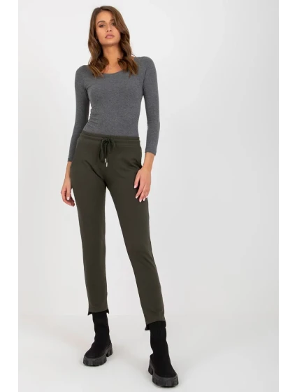 Tepláky model 191229 Relevantnosť Tepláky model 191229 Relevantnosť