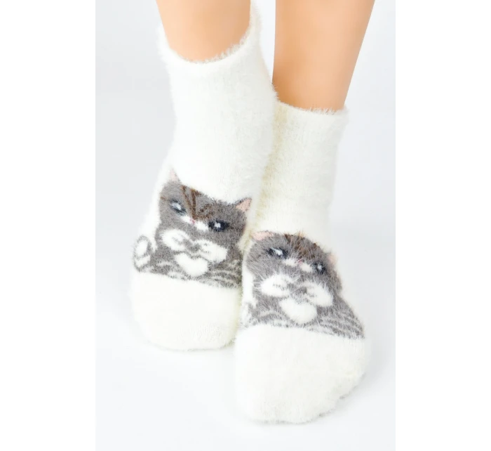 CHLPATÉ MAČACIE PONOŽKY SP009