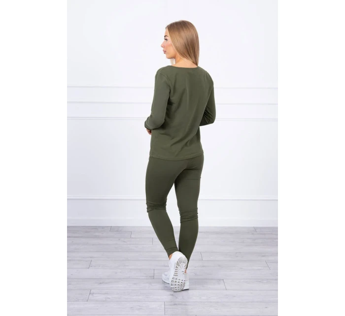 Sada s khaki výstřihem na knoflíky Sada s khaki výstřihem na knoflíky