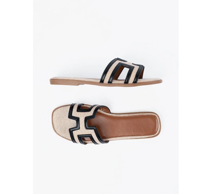 Praktické nazouváky dámské černé na plochém podpatku Praktické nazouváky dámské černé na plochém podpatku