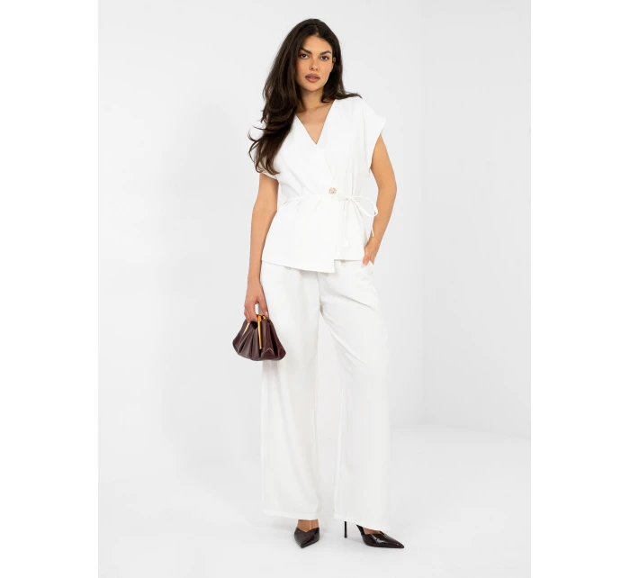 Komplet IT KMPL model 21948960 ecru - FPrice