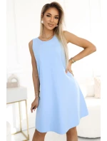 model 21063608 VICTORIA Trapézové šaty bez rukávů s páskem MODRÉ - numoco