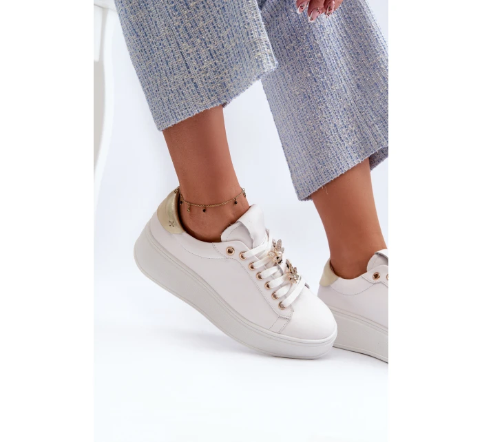 Dámské kožené tenisky na platformě s ozdobnými D&A Bílé model 21660251 - S.Barski