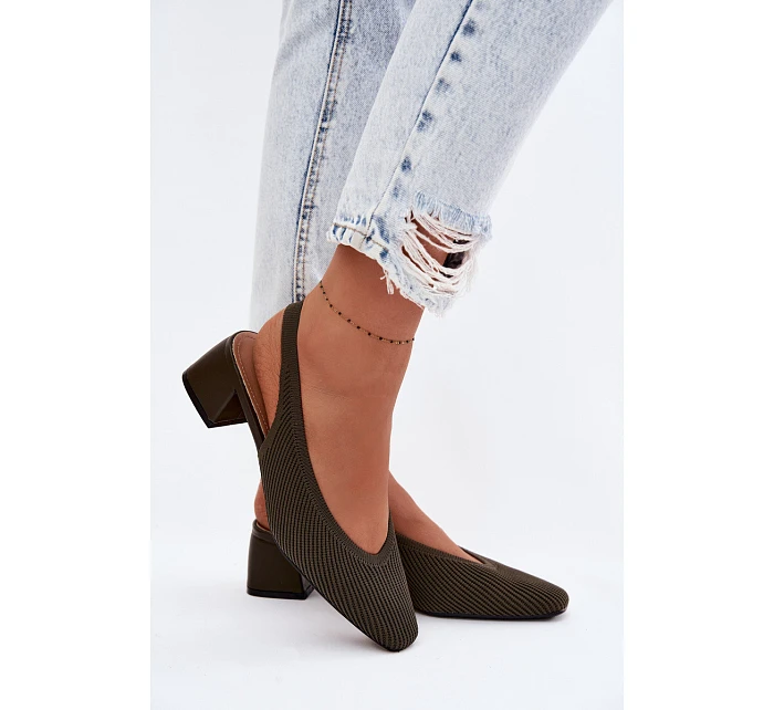 Materiálové dámské sandály na podpatku tmavě zelené model 22102914 - Boto