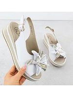 Filippo 7045 dámske kožené sandále s kvetinovým podpätkom biele