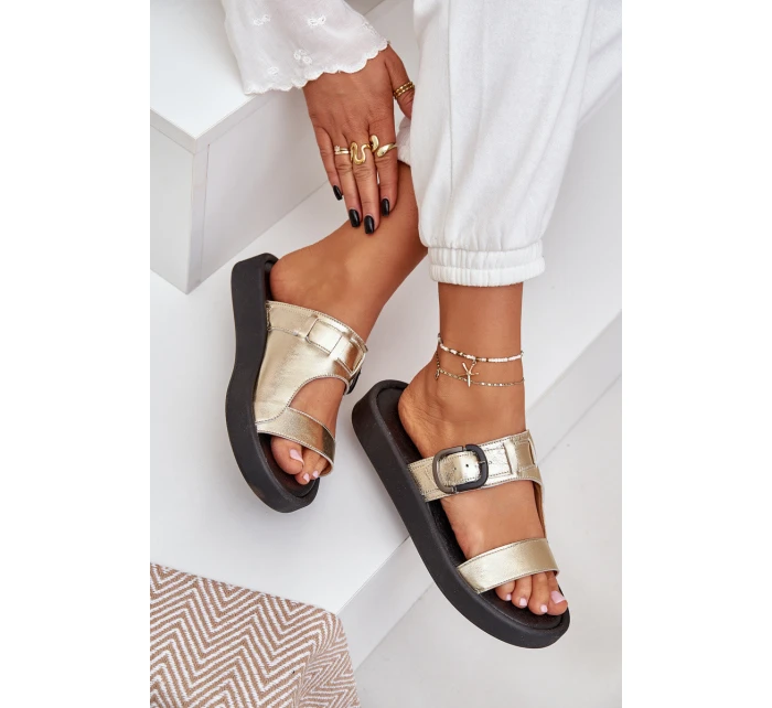 Skórzane Klapki Damskie Na Platformie Zazoo 3024 Złote