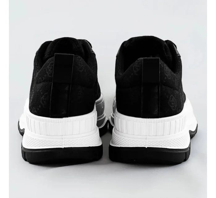 Čierne tenisky trampky s vyššou podrážkou (S067)