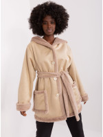 Béžový krátky zimný kabát s kapucňou
