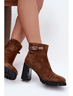 Zateplené kozačky z přírodního semiše Vinceza 91172 Camel Zateplené kozačky z přírodního semiše Vinceza 91172 Camel
