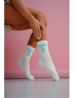 Dámské ponožky bílé pruhované s modrou mašlí