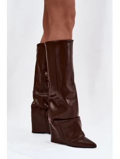 Dámské kotníkové boty se manžetou na sloupku – čokoládové model 21770166 - Kesi