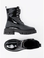 Pekné členkové topánky na platforme pre ženy Pekné členkové topánky na platforme pre ženy