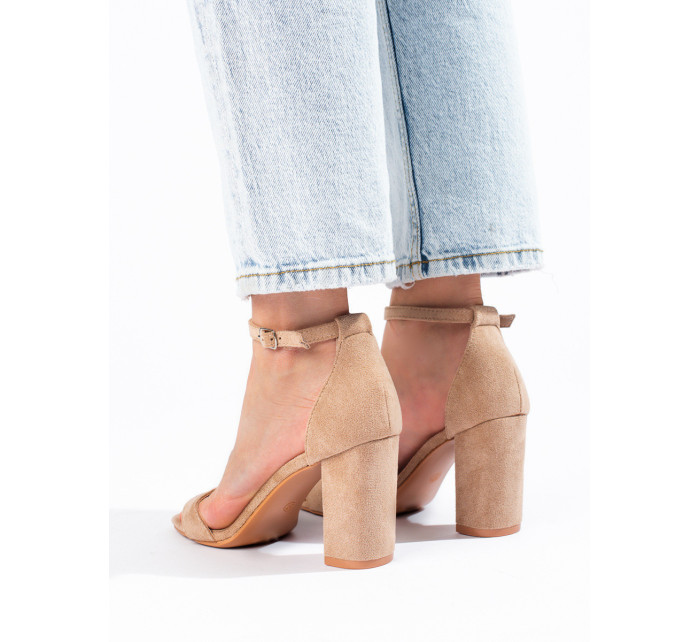 Trendy hnedé dámske sandále na širokom podpätku