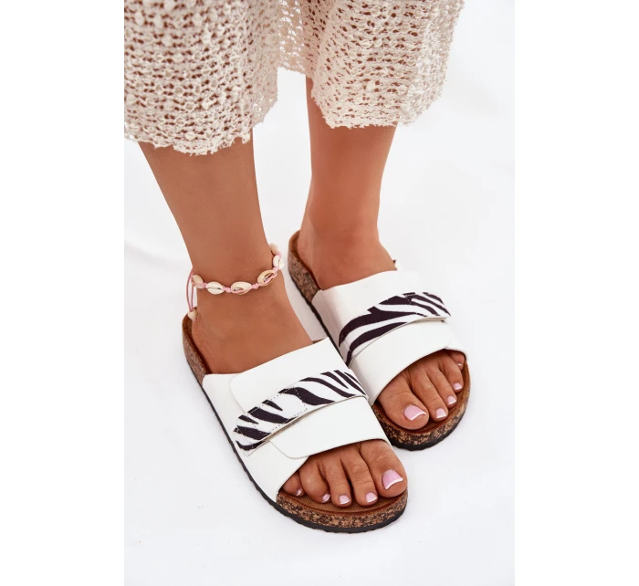 Dámské Pantofle S Na Korkové Platformě Béžové model 21698970 - Boto Dámské Pantofle S Na Korkové Platformě Béžové model 21698970 - Boto