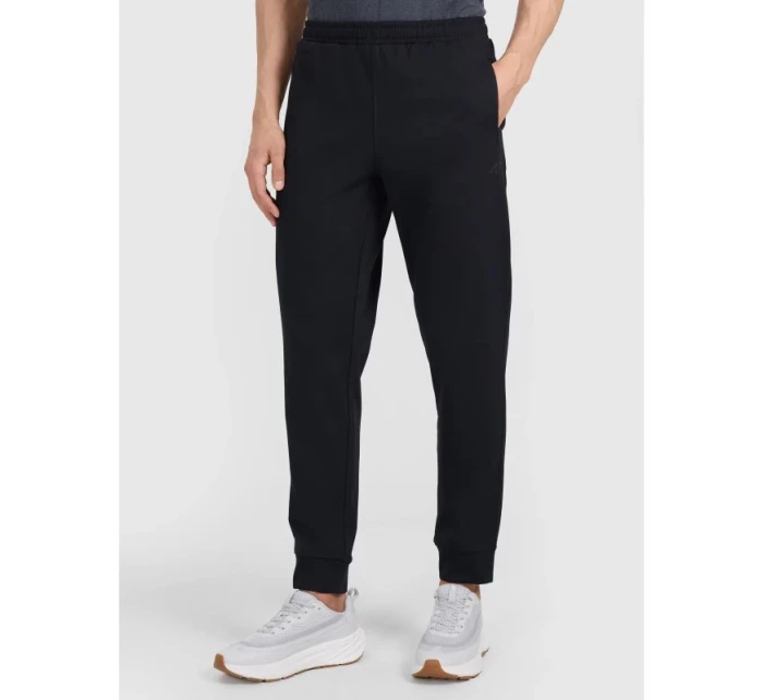 Pánské rychleschnoucí tréninkové kalhoty model 21437262 - 4F Pánské rychleschnoucí tréninkové kalhoty model 21437262 - 4F