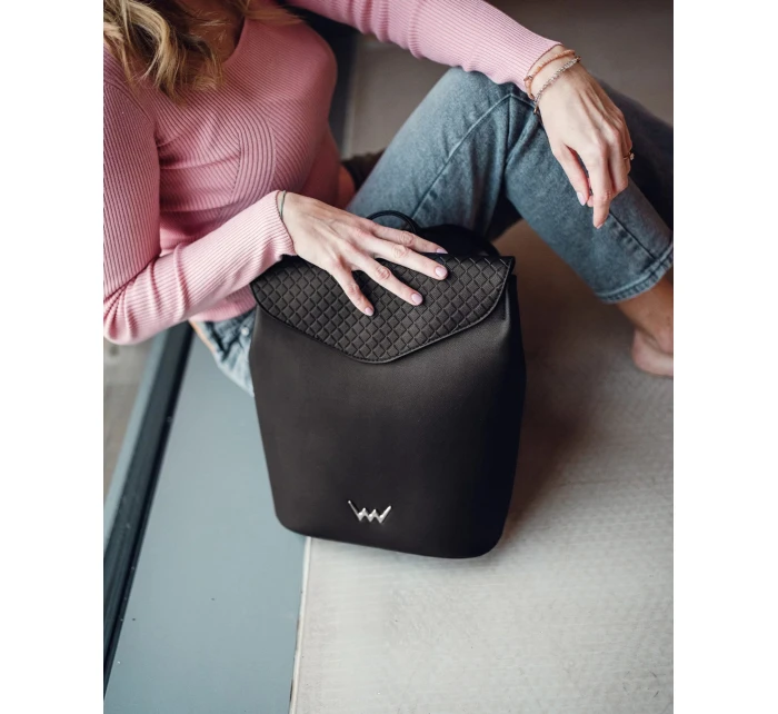 Mestský batoh VUCH Joanna Diamond Black