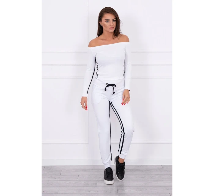 Súprava s dvojitými pruhmi bielej farby