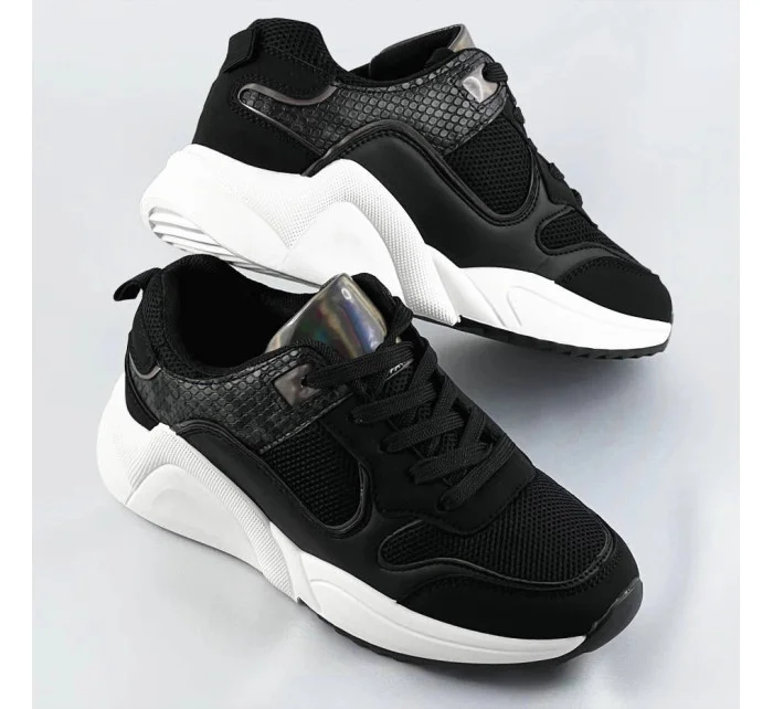 Čierne dámske športové topánky (6348)