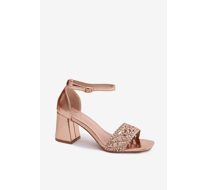 Dámské sandály na podpatku s pleteným vzorem model 22122876 - Boto