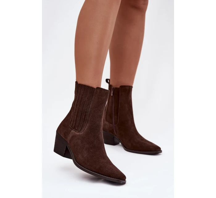 Semišové dámské boty na podpatku zateplené hnědé model 21747763 - Boto