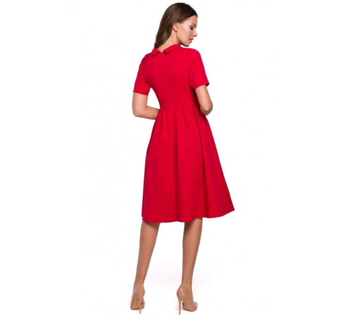 K028 Šaty s výstrihom - červené