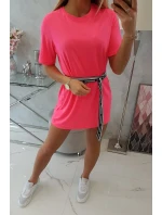 Šaty s ozdobným pásikom ružové neónové Šaty s ozdobným pásikom ružové neónové