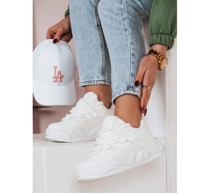 Dámské tenisky na platformě white Dstreet model 21984035 - FashionStreet
