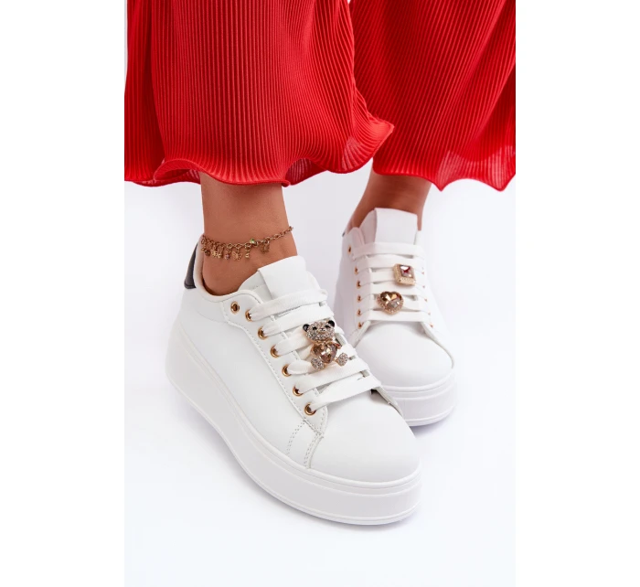 Dámské boty na platformě s ozdobami bílé model 21659159 - Boto Dámské boty na platformě s ozdobami bílé model 21659159 - Boto