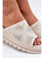 Skórzane Klapki Damskie Na Koturnie Vinceza 41477 Beżowe