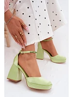 Zelené sandály na podpatku Calistae