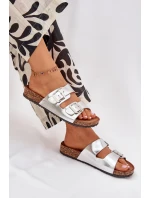 Dámske papuče na korkovej platforme s prackami - strieborné