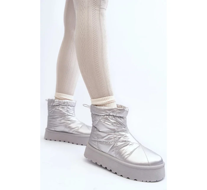Dámské sněhule na masivní platformě model 21819220 Stříbrná - SEASTAR Dámské sněhule na masivní platformě model 21819220 Stříbrná - SEASTAR