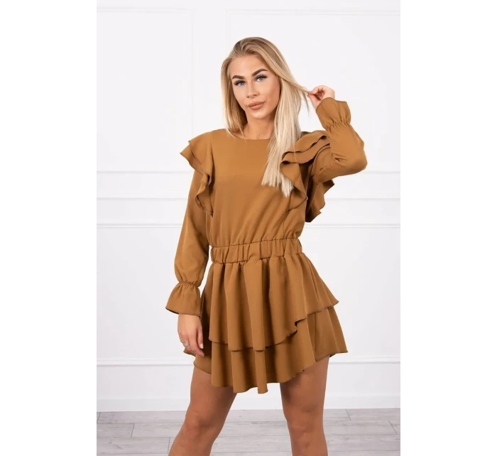 Šaty s vertikálnymi volánikmi camel Šaty s vertikálnymi volánikmi camel