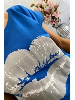 Blúzka s potlačou pier nevädzovo modrá