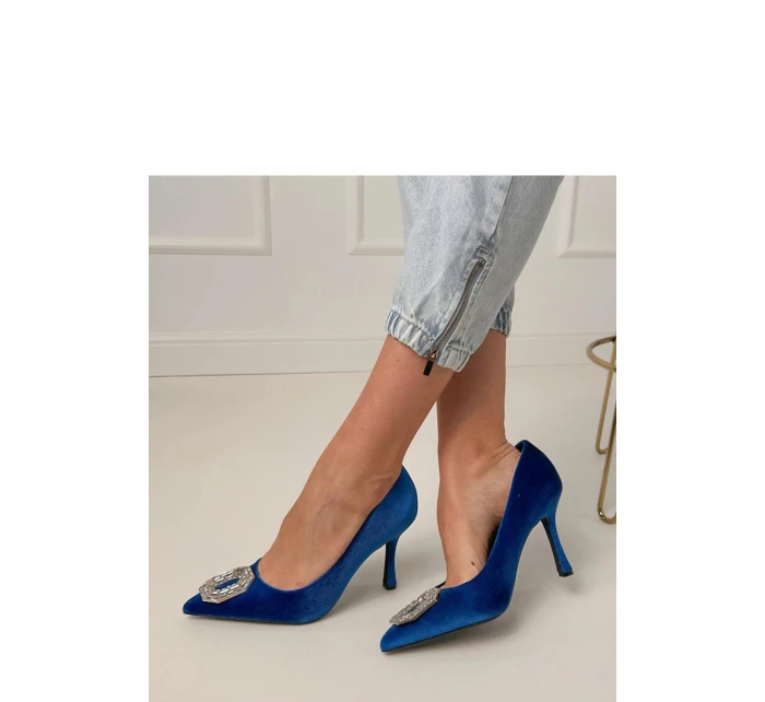 Lodičky na podpätku model 217662 Solea Lodičky na podpätku model 217662 Solea