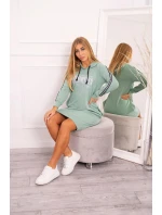 Šaty s reflexnou potlačou tmavá mentolová