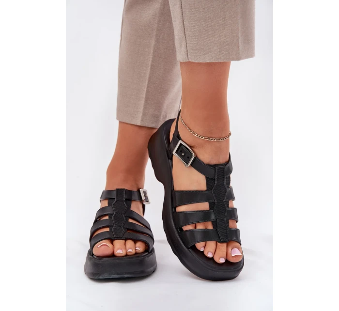 Sandále model 213000 Krok vo veľkom štýle Sandále model 213000 Krok vo veľkom štýle