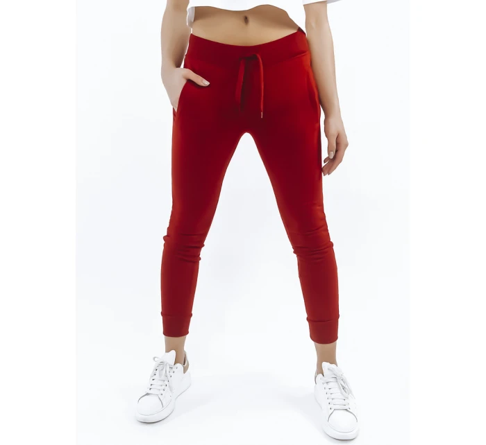 Dámske tepláky FITS červené UY0537 Dámske tepláky FITS červené UY0537