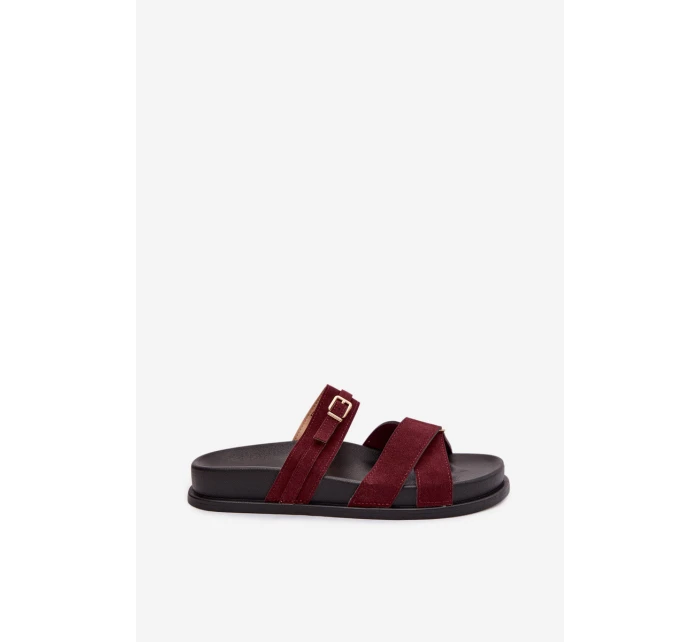 Dámské pantofle s pásky a zlatým přezkou Bordó model 21954639 - Boto