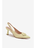 Sandále na podpätku model 225218 Vykročte štýlovo