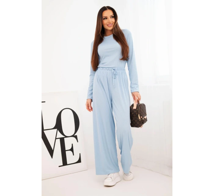Dámska súprava z viskózy s blúzkou a širokými nohavicami modrá