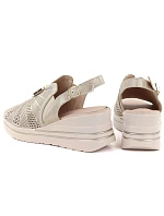 Dámské kožené sandály na platformě gold M.Daszynski model 22072440 - M. Daszyński Dámské kožené sandály na platformě gold M.Daszynski model 22072440 - M. Daszyński