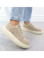 Dámská obuv na platformě se šněrováním béžová model 22098387 - VINCEZA Dámská obuv na platformě se šněrováním béžová model 22098387 - VINCEZA