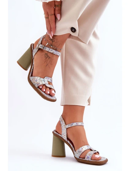 Kožené sandály na podpatku model 21624649 - Maciejka