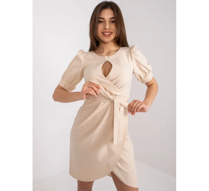 Šaty LK SK model 17404325 světle béžová - FPrice